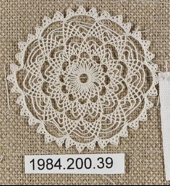 Small roundel, Cotton, needle lace, Armenian