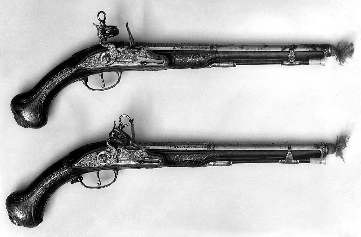 Pair of Pistols with Flintlocks a la moda, Gabriel de Algora (Spanish, Madrid, documented 1733–died 1761), Steel, wood (walnut), gold, silver, horn, Spanish, Madrid 