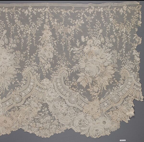 Fragment, Needle lace, Point de Gaze, linen, French or Belgian 