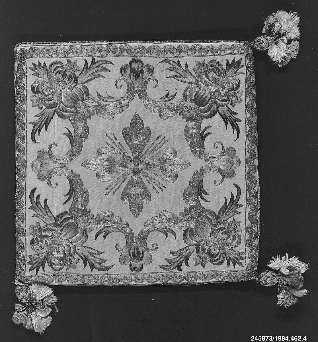 Burse (one of a set of five vestments), Silk and metal thread, Italian, probably Sicily