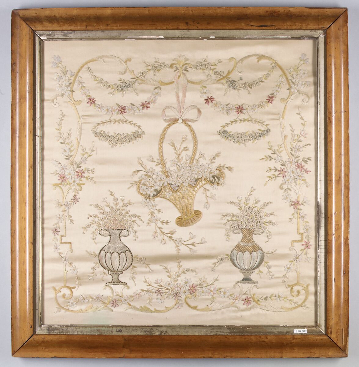 Panel, Silk, ribbons, metal thread, British or French