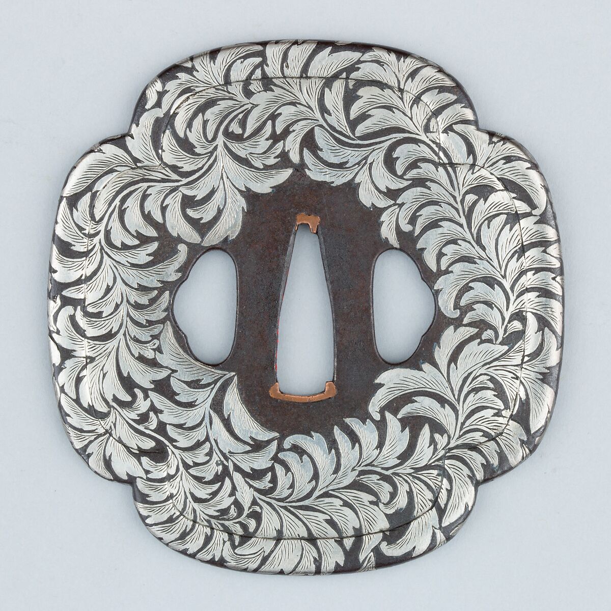 唐草図鐔 Sword Guard (<i>Tsuba</i>), Inscribed by 鷲田光中作 Washida Mitsunaka (Japanese, 1830–1889), Iron, silver, copper, Japanese