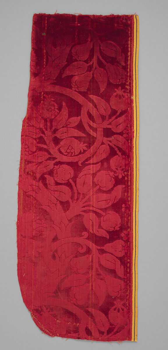 Fragment with Sempervivum tectorum motif, Silk, Italian, probably Milan 