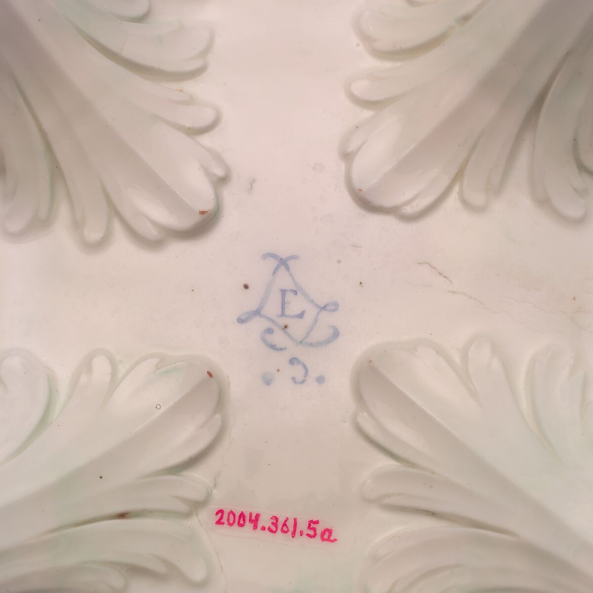 Tureen, Sèvres Manufactory (French, 1740–present), Soft-paste porcelain, French, Sèvres