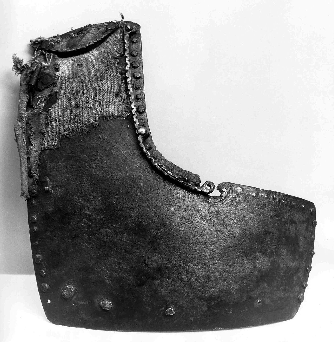 Left Breastplate from a Brigandine, Steel, brass, textile (bast fiber, cotton), Italian