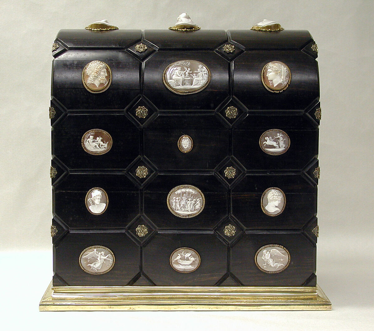 Casket, Unknown maker for R. &amp; S. Garrard &amp; Co. (founded 1735), Shell cameo; Macassar ebony; silver-gilt, British (casket) and Italian (cameos)