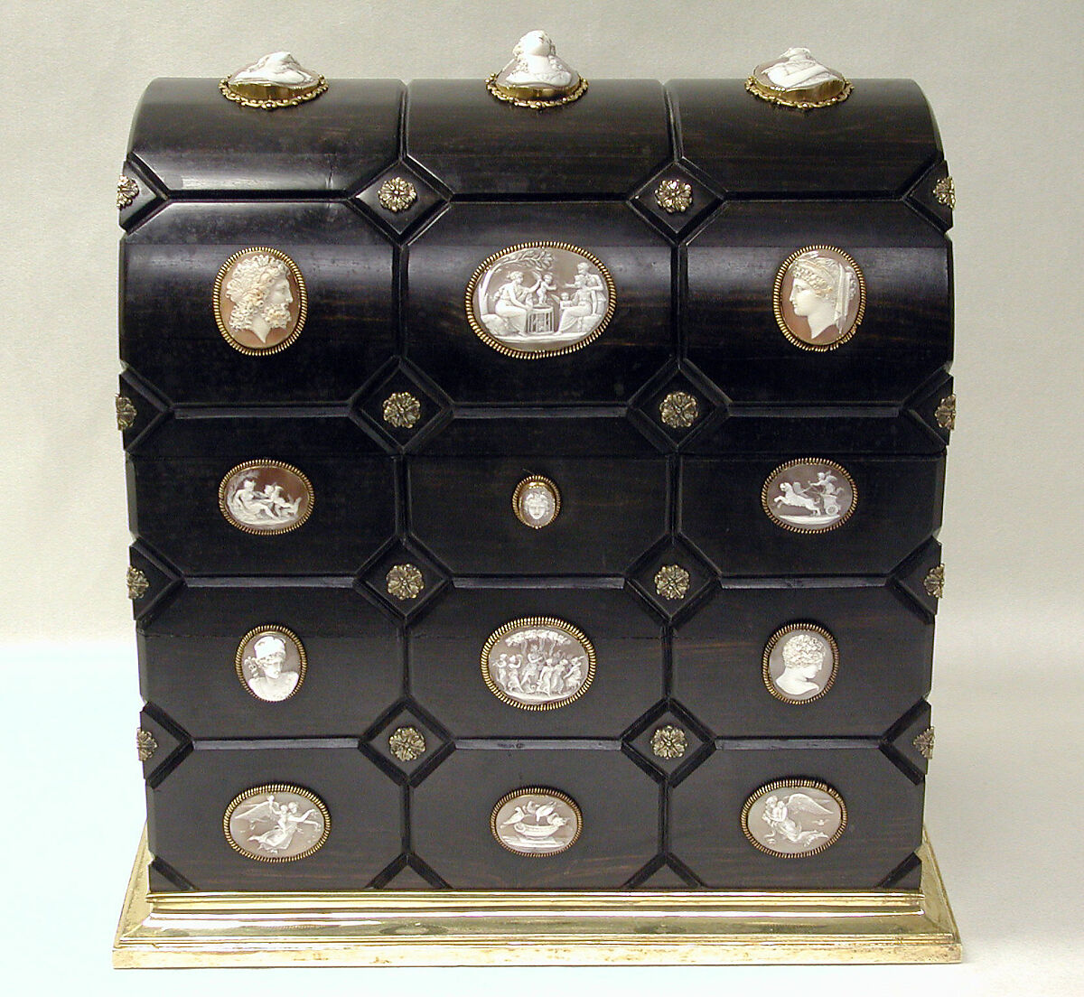 Casket, Unknown maker for R. &amp; S. Garrard &amp; Co. (founded 1735), Shell cameo; Macassar ebony; silver-gilt, British (casket) and Italian (cameos)