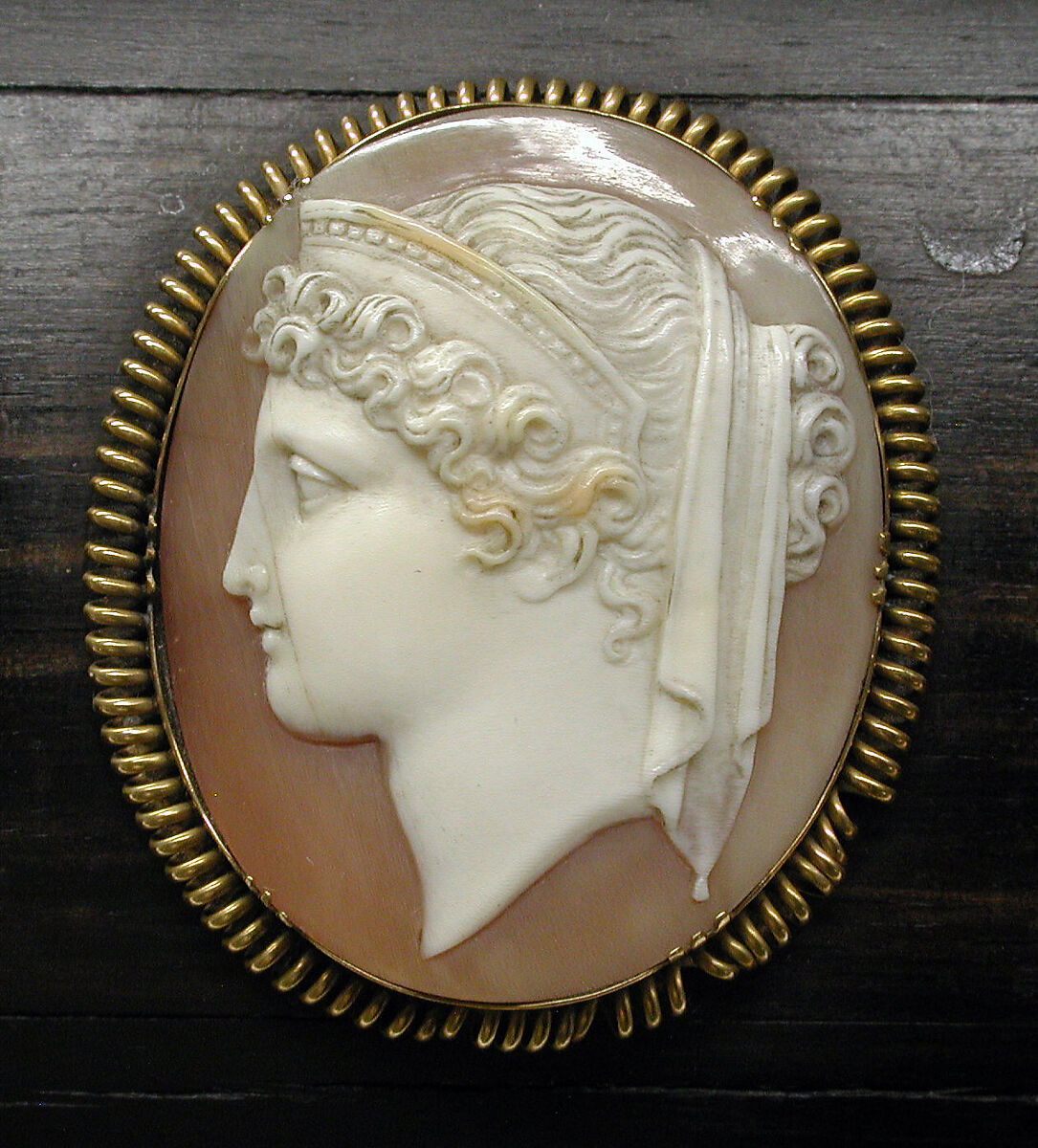 Casket, Unknown maker for R. &amp; S. Garrard &amp; Co. (founded 1735), Shell cameo; Macassar ebony; silver-gilt, British (casket) and Italian (cameos)