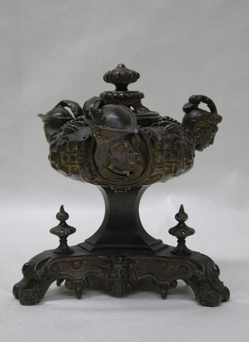 Set of three pastille burners, Bronze, partially gilt, French