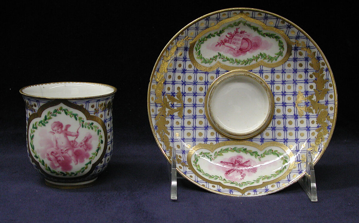 Saucer, Soft-paste porcelain, French 