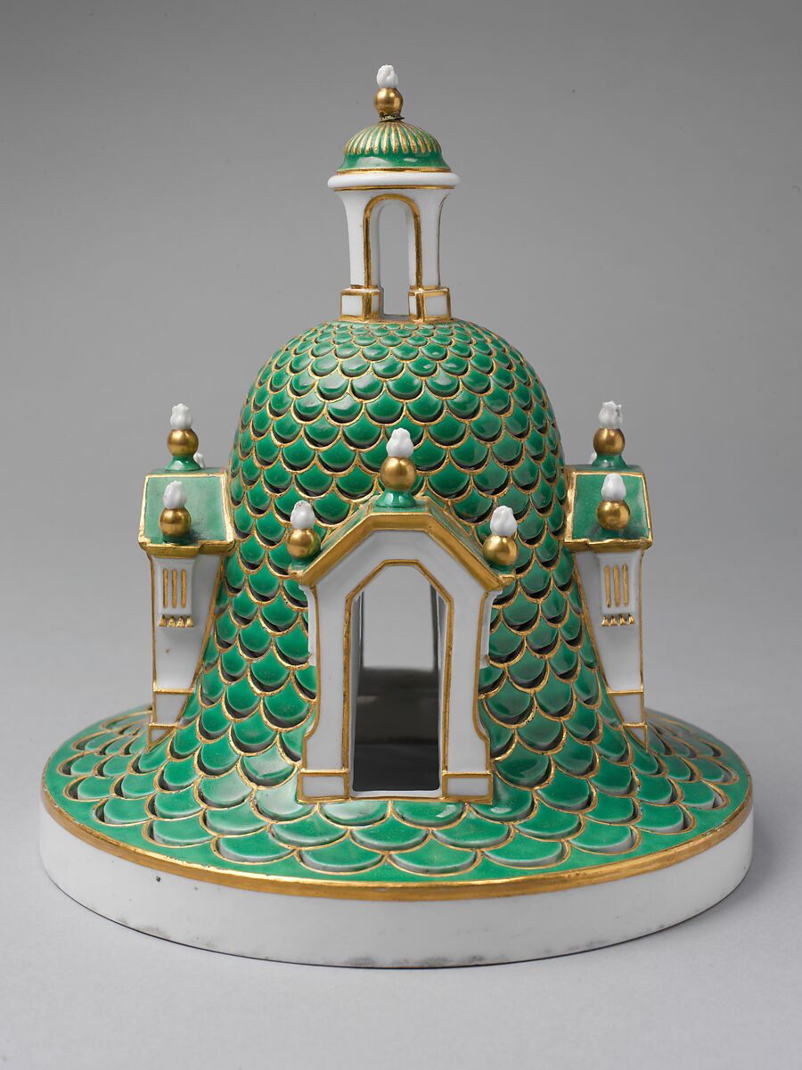 Vase with cover (Vase en tour) (one of a pair), Sèvres Manufactory (French, 1740–present), Soft-paste porcelain decorated in polychrome enamels, gold, French, Sèvres