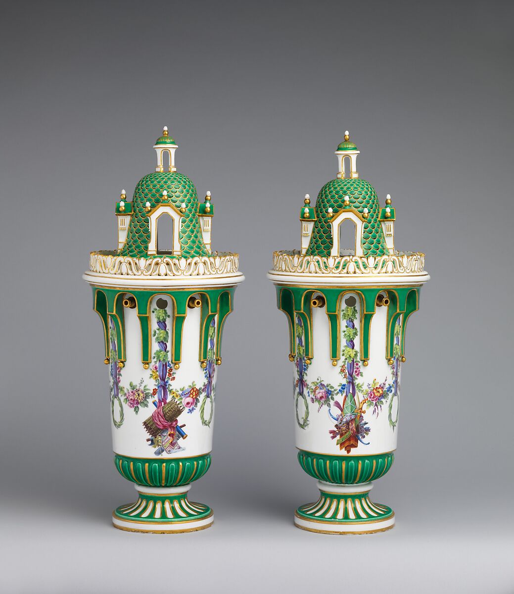 Vase with cover (Vase en tour) (one of a pair), Sèvres Manufactory (French, 1740–present), Soft-paste porcelain decorated in polychrome enamels, gold, French, Sèvres 