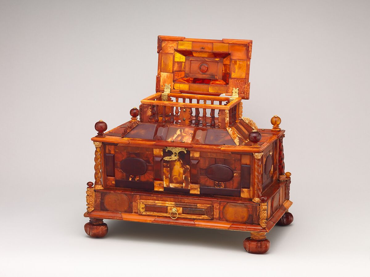 Casket, Attributed to Michel Redlin (German, documented 1688), Amber, gold foil, gilt brass, wood, silk satin, paper, German, Danzig (Gdansk)