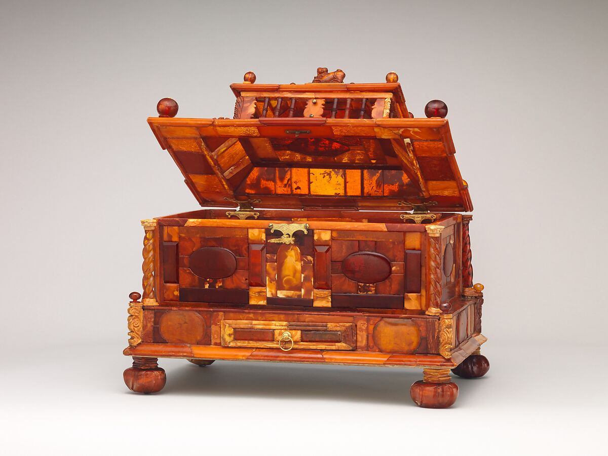 Casket, Attributed to Michel Redlin (German, documented 1688), Amber, gold foil, gilt brass, wood, silk satin, paper, German, Danzig (Gdansk)