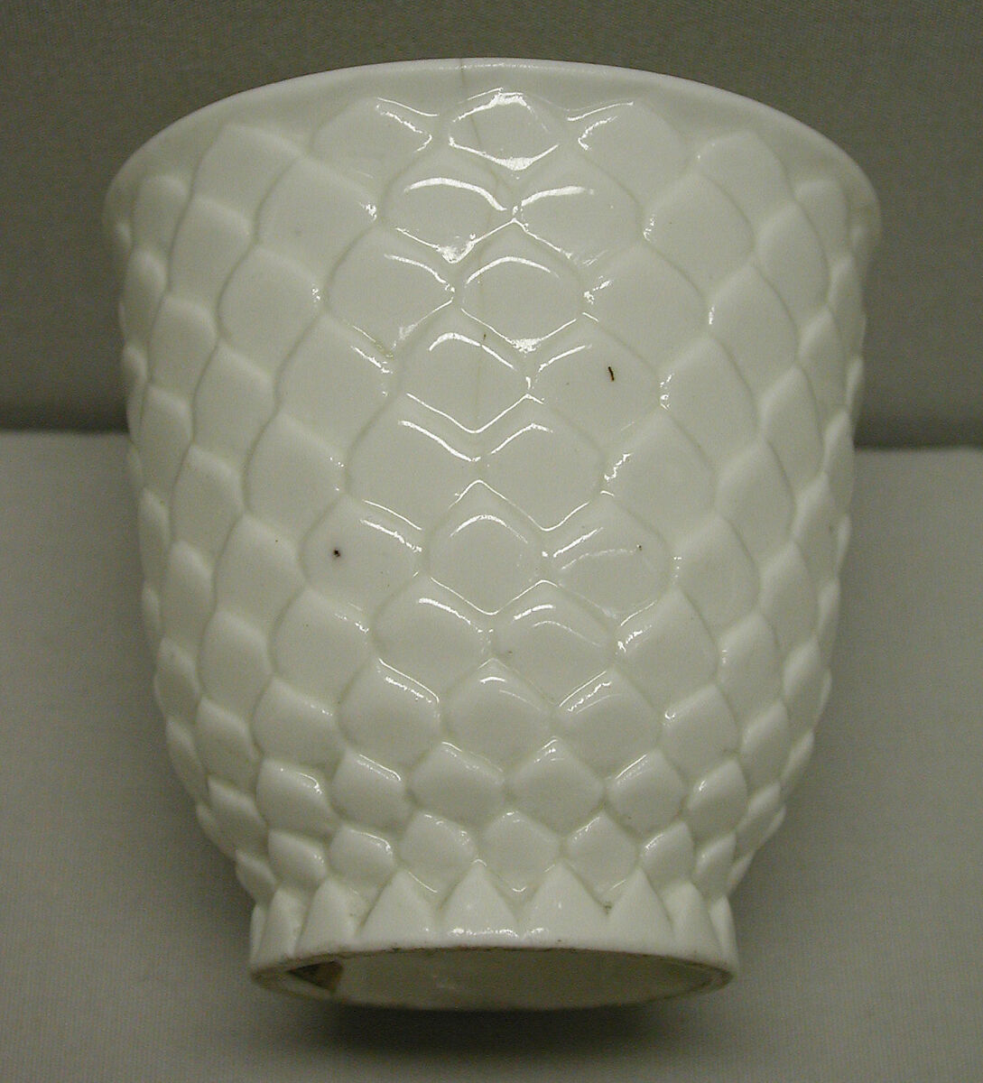 Cup (one of a pair), Saint-Cloud factory (French, mid-1690s–1766), Soft-paste porcelain, French, Saint-Cloud 