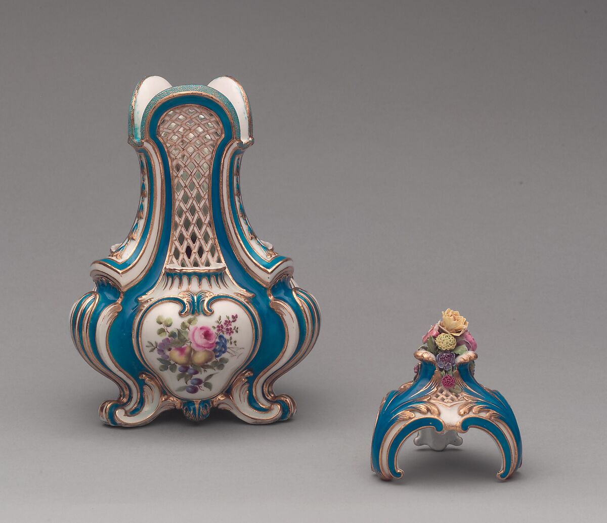 Vase with cover (vase pot-pourri triangle) (one of a pair), Sèvres Manufactory (French, 1740–present), Soft-paste porcelain, French, Sèvres