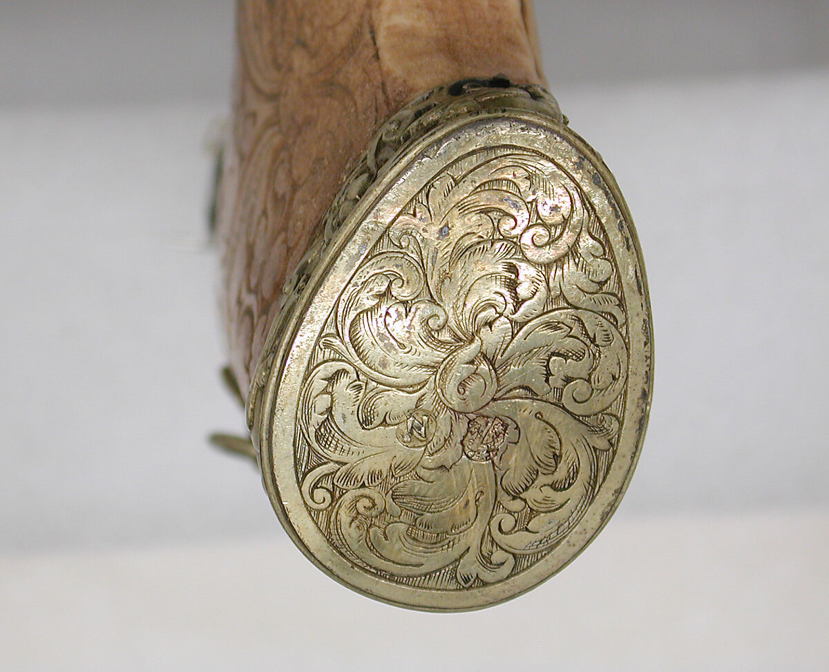 Powder Flask, Jeremias Ritter (German, recorded 1605–46), Staghorn, silver, gold, German, Nuremberg