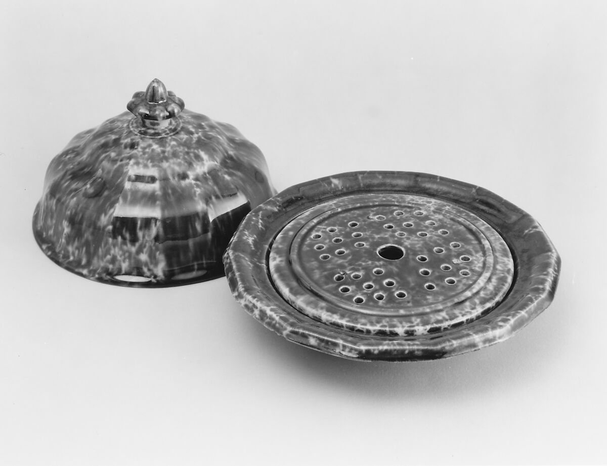 Covered Butter Dish, United States Pottery Company (1852–58), Mottled brown earthenware, American