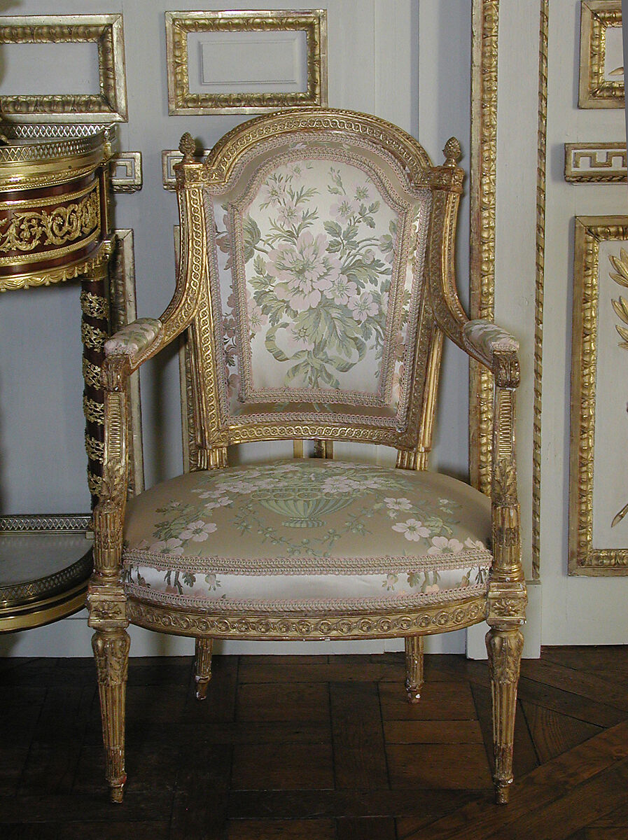 Armchair (fauteuil en cabriolet) (one of a pair) (part of a set), Jean-Baptiste-Bernard Demay (1759–1849, master 1784), Carved and gilded beech, modern silk lampas, French 