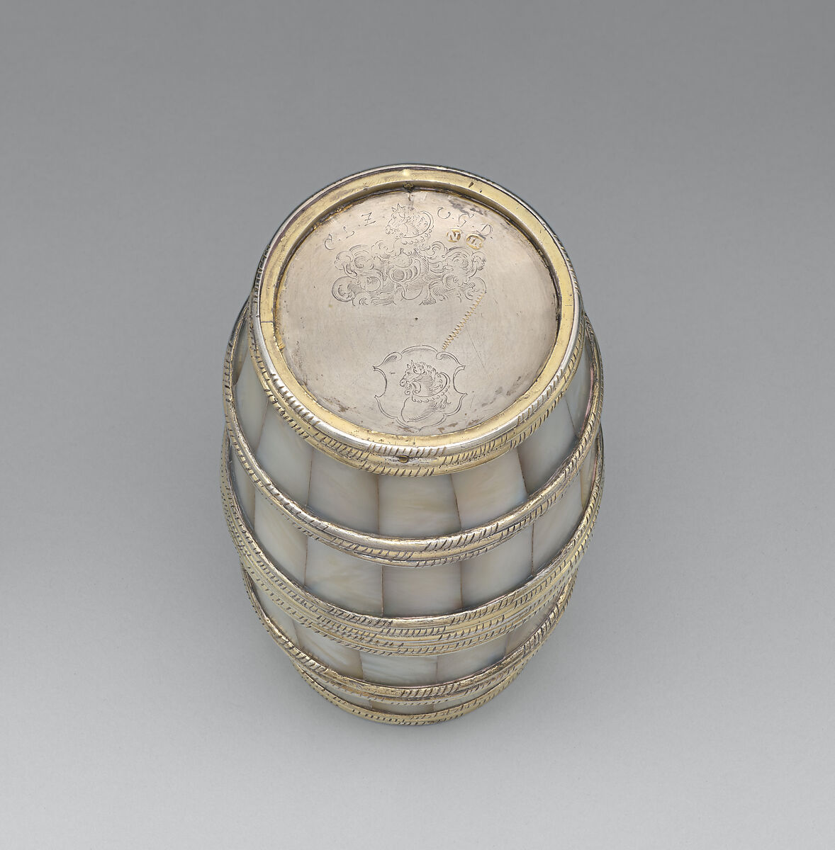 Double beaker, Georg Rühl (master 1598, died 1625), Gilded silver, mother-of-pearl, German, Nuremberg