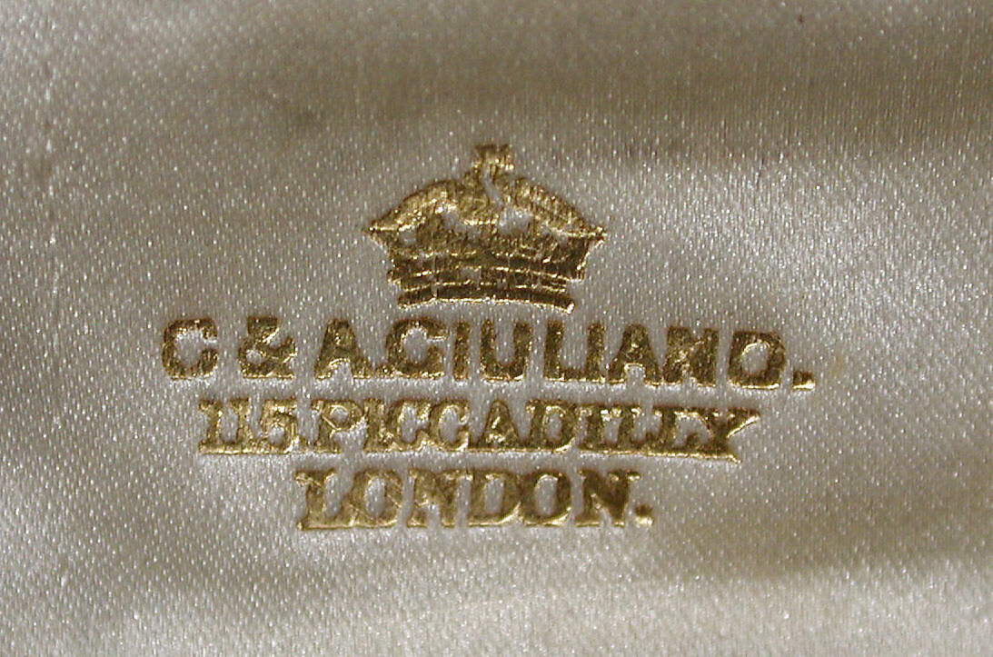 Brooch, Carlo Giuliano (Italian, active England, ca. 1831–1895), Gold, glass, British, London