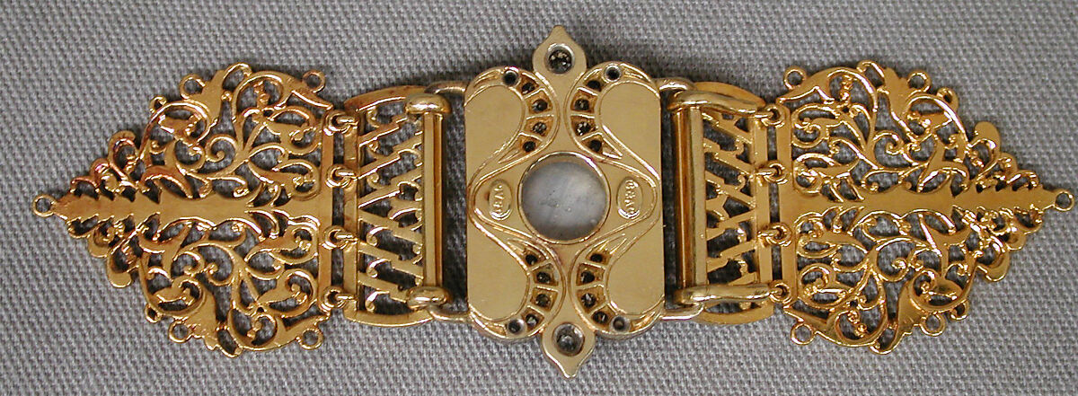 Belt buckle, Carlo Giuliano (Italian, active England, ca. 1831–1895), Gold, silver, star sapphire, diamond, enamel, British, London