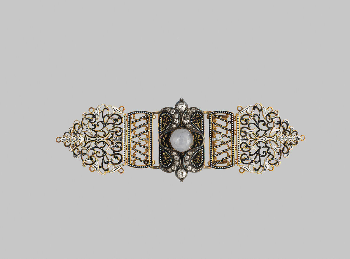 Belt buckle, Carlo Giuliano (Italian, active England, ca. 1831–1895), Gold, silver, star sapphire, diamond, enamel, British, London 