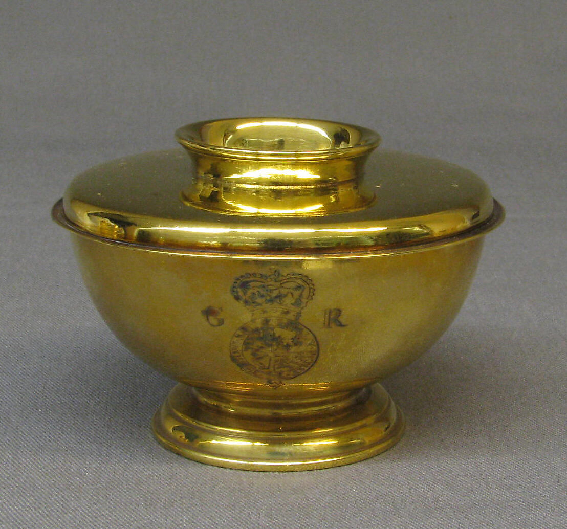 Sugar bowl with cover, Simon Pantin I (British, ca. 1672–1728), Silver, British, London 
