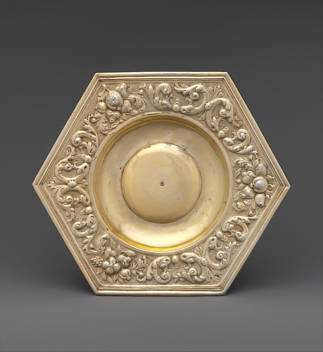 Hexagonal dish (part of a set), Paulus Roth (active 1646–89), Gilded silver, Hungarian, Brassó 