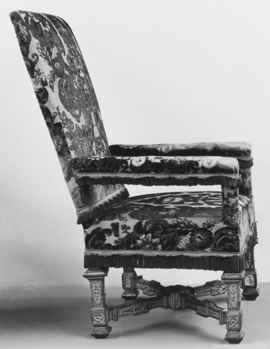 Armchair (one of a pair), Carved and gilded beechwood, French 