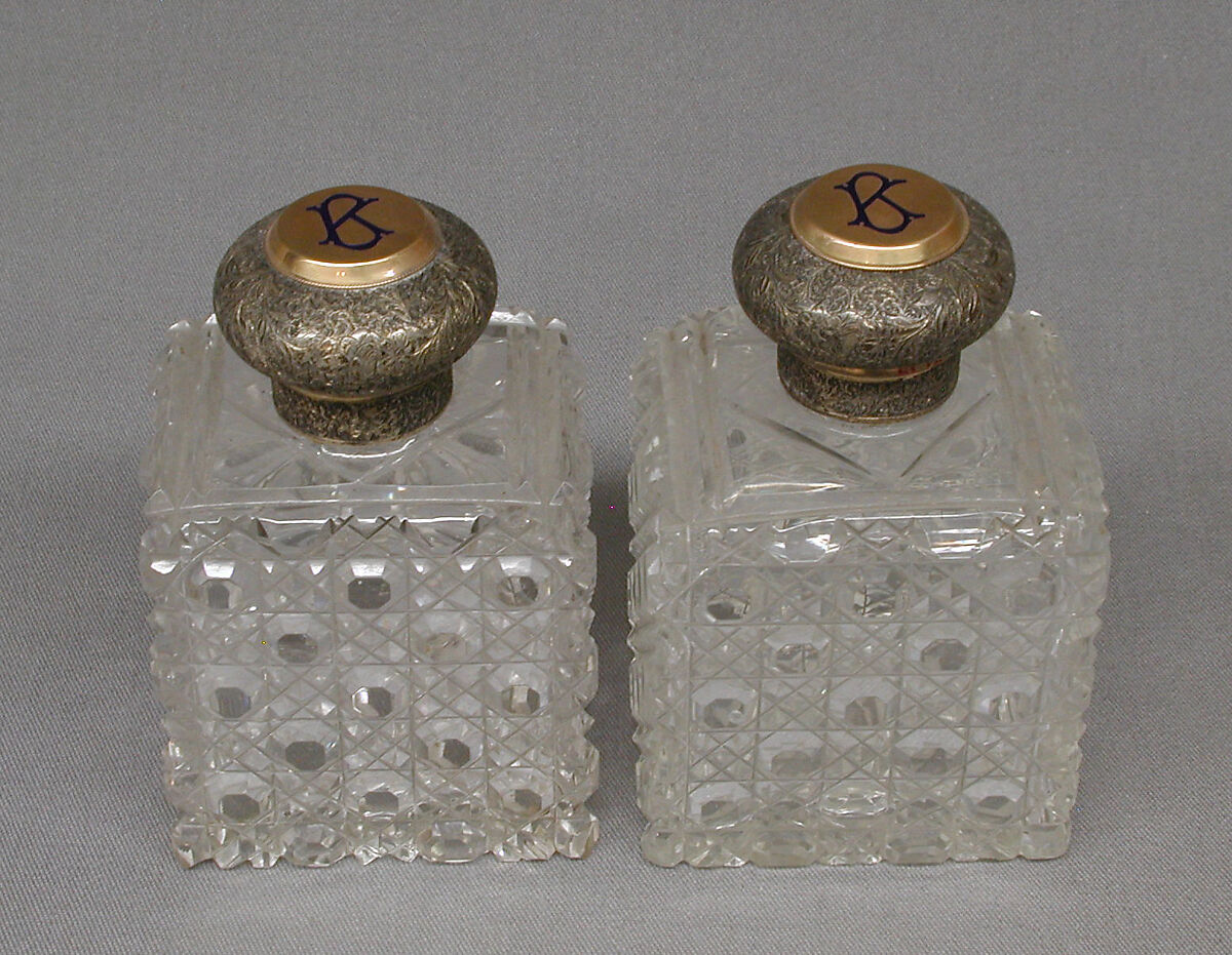 Square bottle with cover, Silver, glass, British, London 