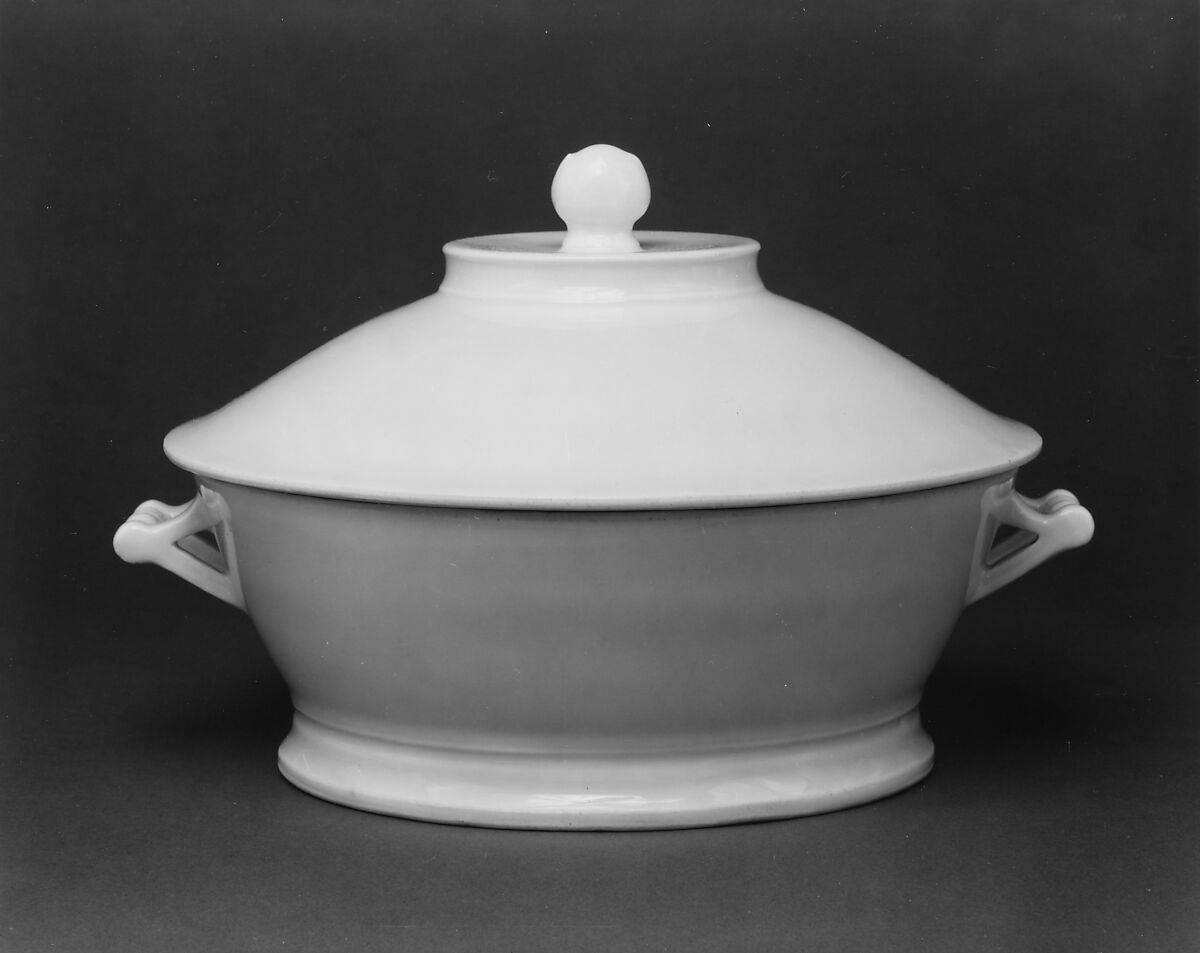 Covered dish, Tucker and Hemphill (1831–37), Porcelain, American
