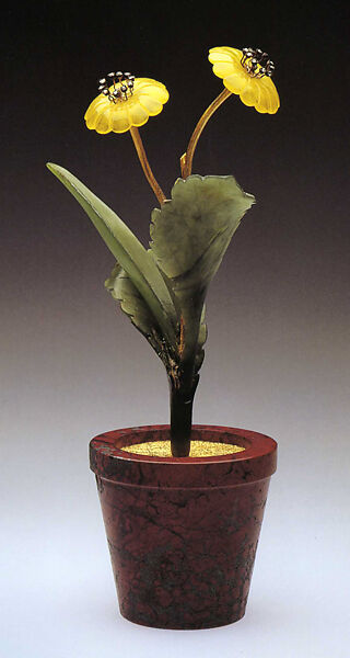 Two Fantasy Blossoms, House of Carl Fabergé, Gold, agate, rose-cut diamond, nephrite, red jasper, Russian, St. Petersburg