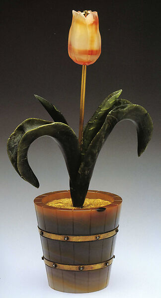 Tulip, House of Carl Fabergé, Agate, nephrite, rose-cut diamond, gold, Russian, St. Petersburg