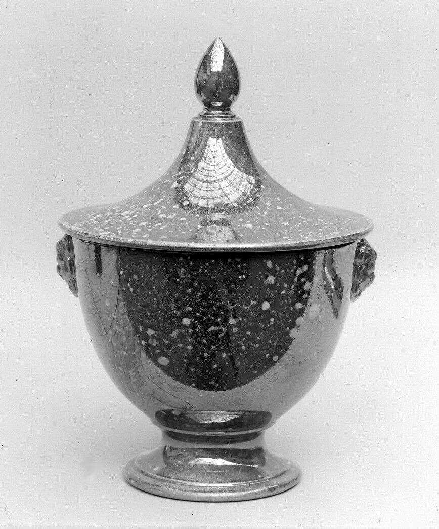 Sugar bowl with cover, Pottery, French, Sarreguemines 