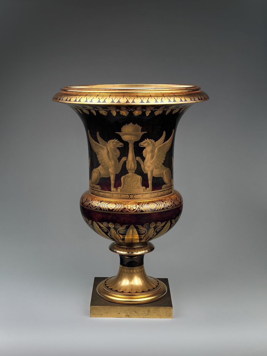 Medici vase with a scene of the château at Saint-Cloud (one of a pair), Sèvres Manufactory (French, 1740–present), Hard-paste porcelain decorated in polychrome enamels, gold, gilt bronze, French, Sèvres