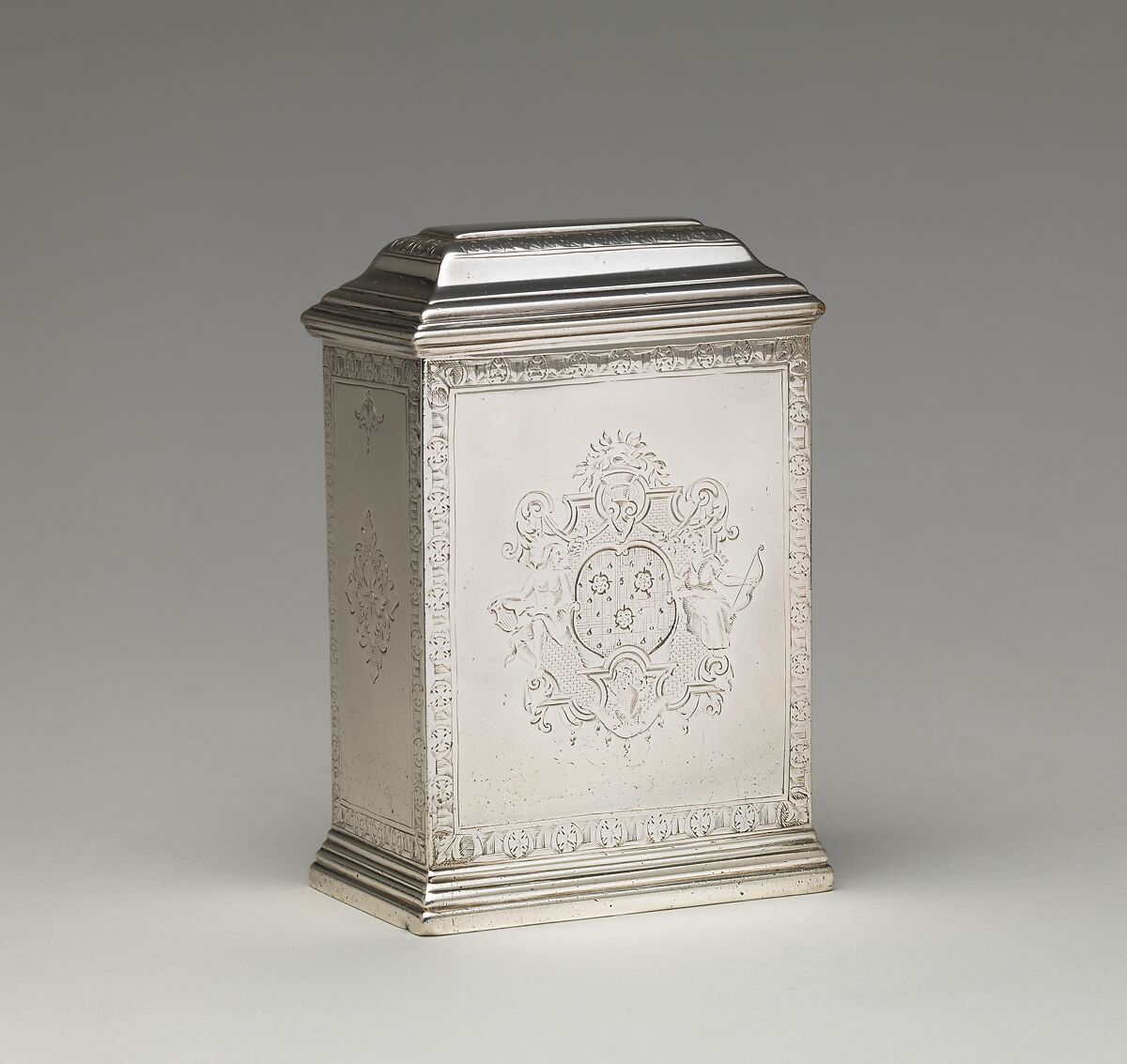 Tea caddy (one of a pair), Augustin Courtauld (British, 1685–1751), Silver, British, London 