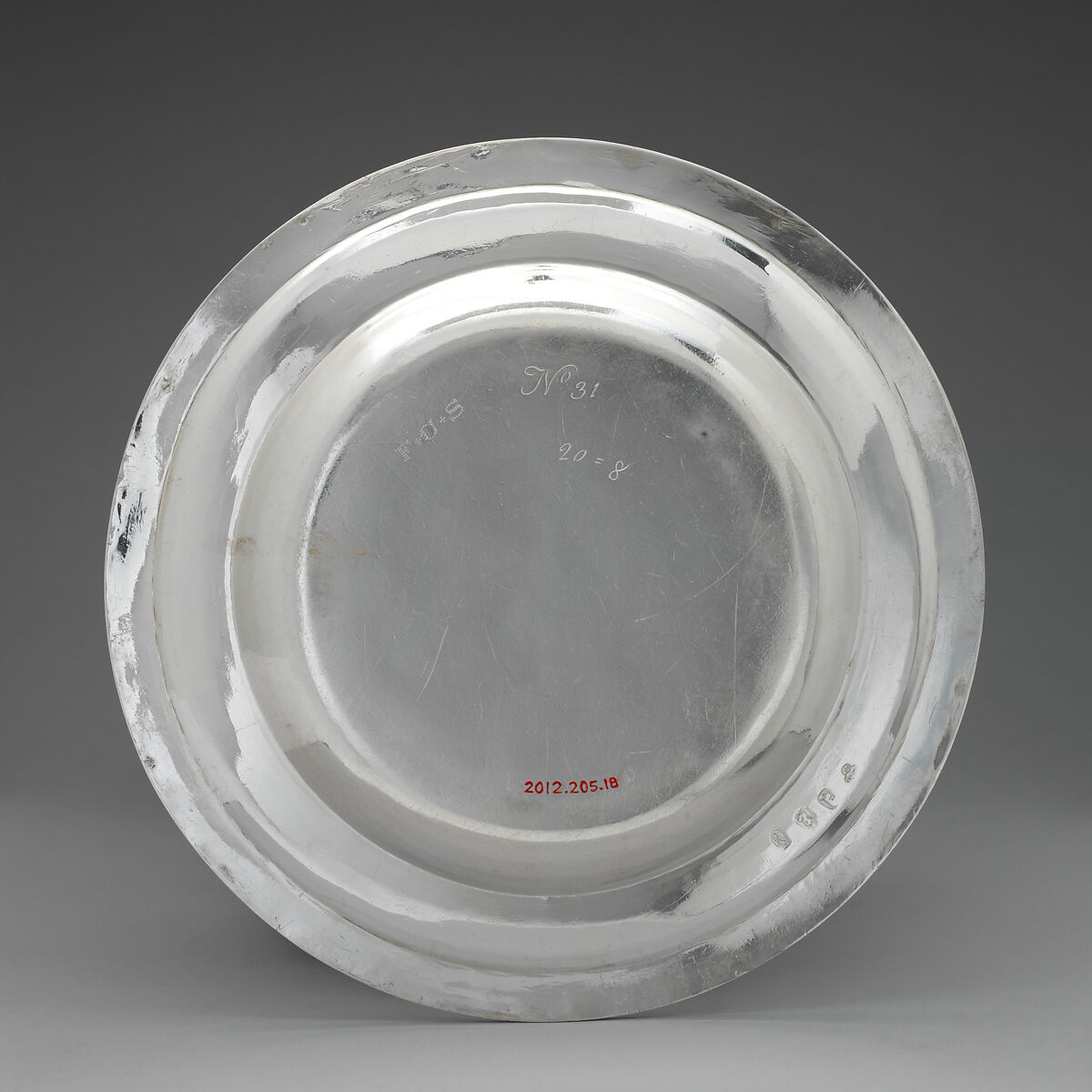 Plate (one of a set of twelve), Thomas Farren (British, active ca. 1707–d. 1743), Silver, British, London
