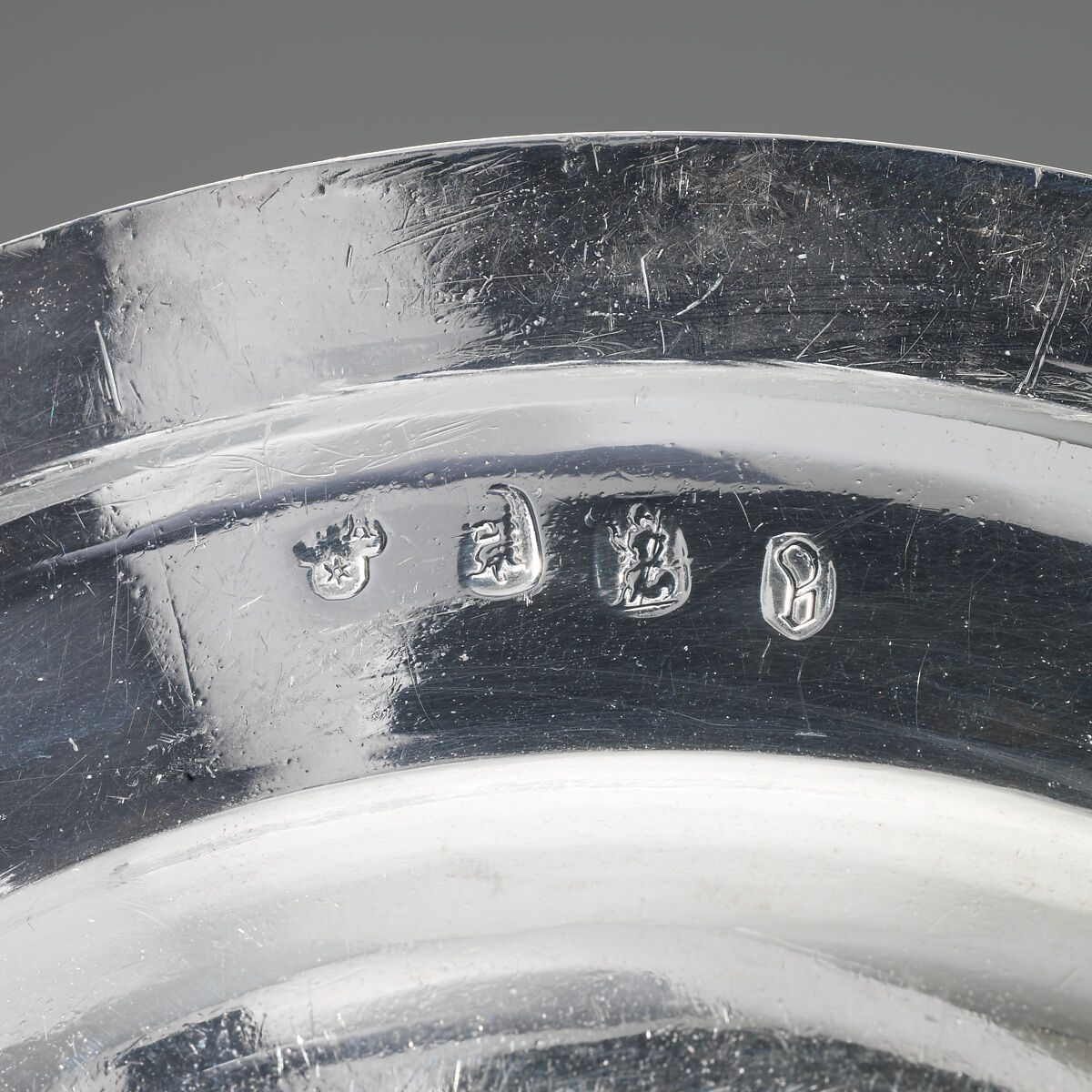 Plate (one of a set of twelve), Thomas Farren (British, active ca. 1707–d. 1743), Silver, British, London