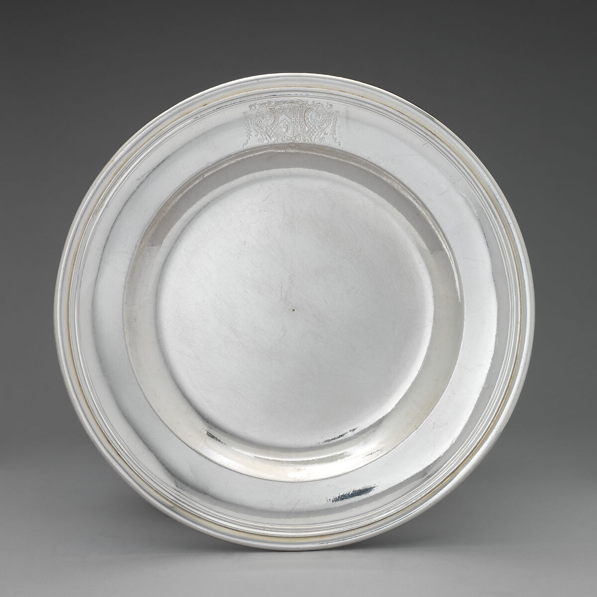 Plate (one of a set of twelve), Thomas Farren (British, active ca. 1707–d. 1743), Silver, British, London 