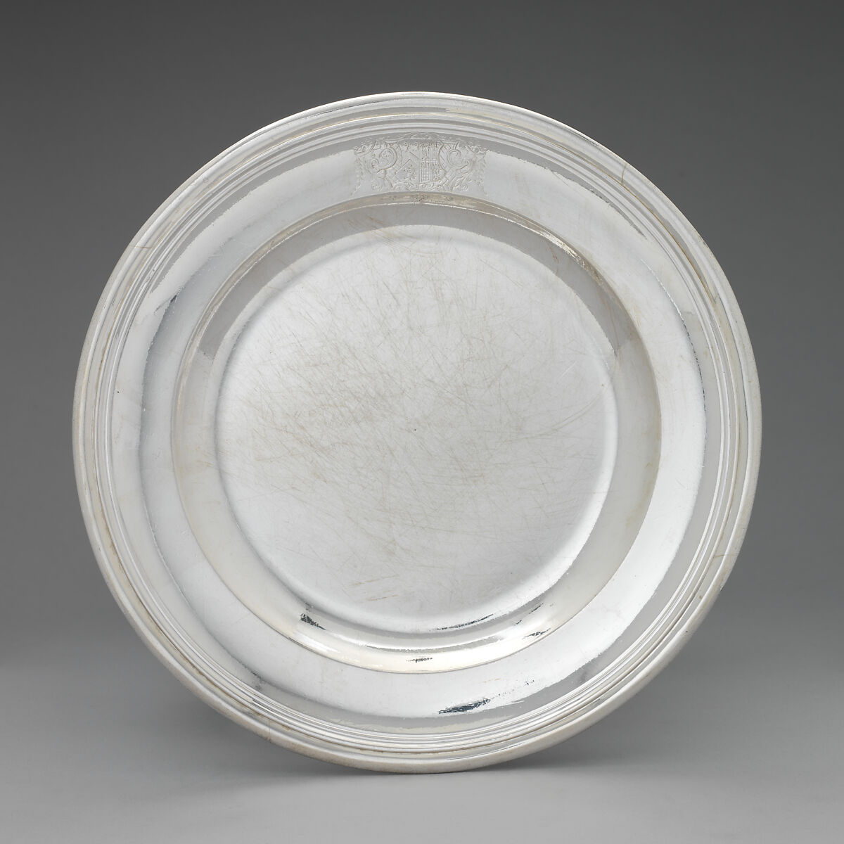 Plate (one of a set of twelve), Thomas Farren (British, active ca. 1707–d. 1743), Silver, British, London 