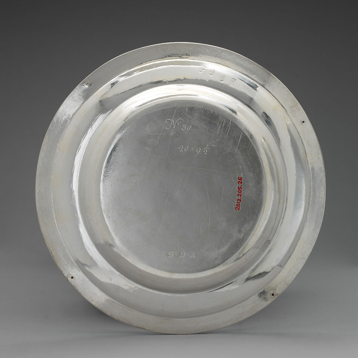 Plate (one of a set of twelve), Thomas Farren (British, active ca. 1707–d. 1743), Silver, British, London