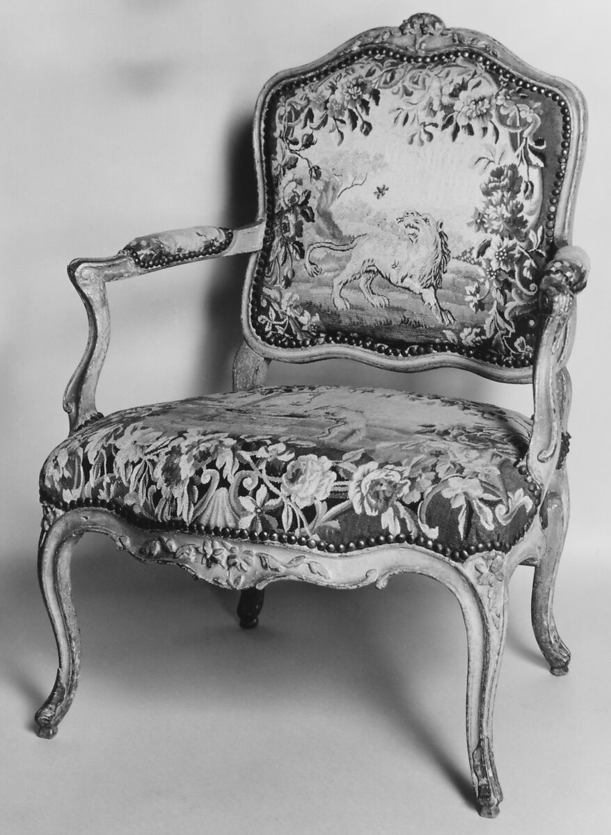 Armchair (part of a set of nine), Tapestry woven at Aubusson (Manufacture Royale, est. 1665: Manufacture, ca. 1812–present day), Carved and painted walnut; Aubusson tapestry upholstery, French 