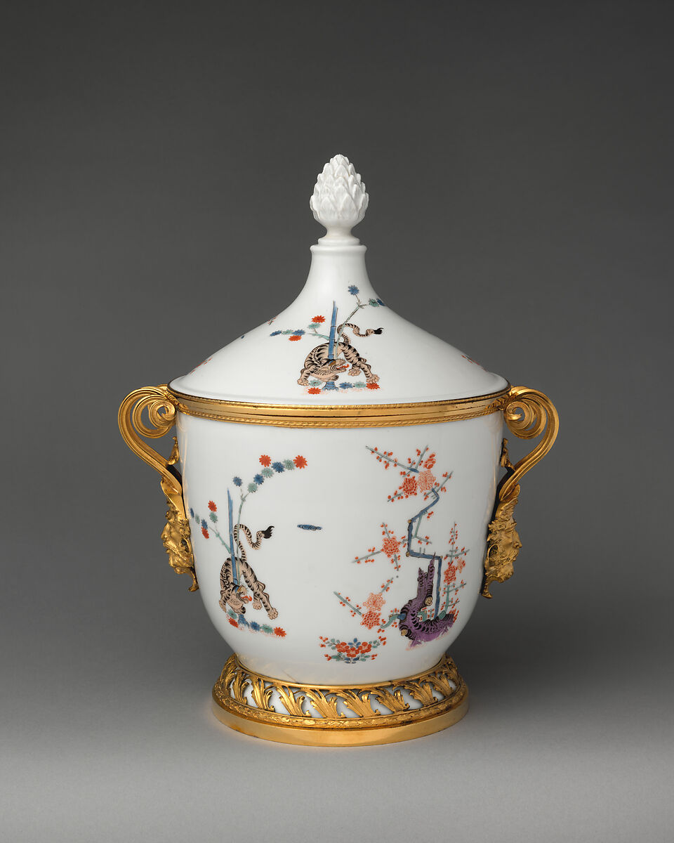 Ice cream pail (one of a pair), Meissen Manufactory (German, 1710–present), Hard-paste porcelain, gilt bronze, German, Meissen with Italian, Rome mounts 