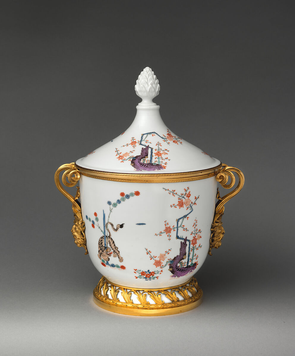 Ice cream pail (one of a pair), Meissen Manufactory (German, 1710–present), Hard-paste porcelain, gilt bronze, German, Meissen with Italian, Rome mounts 