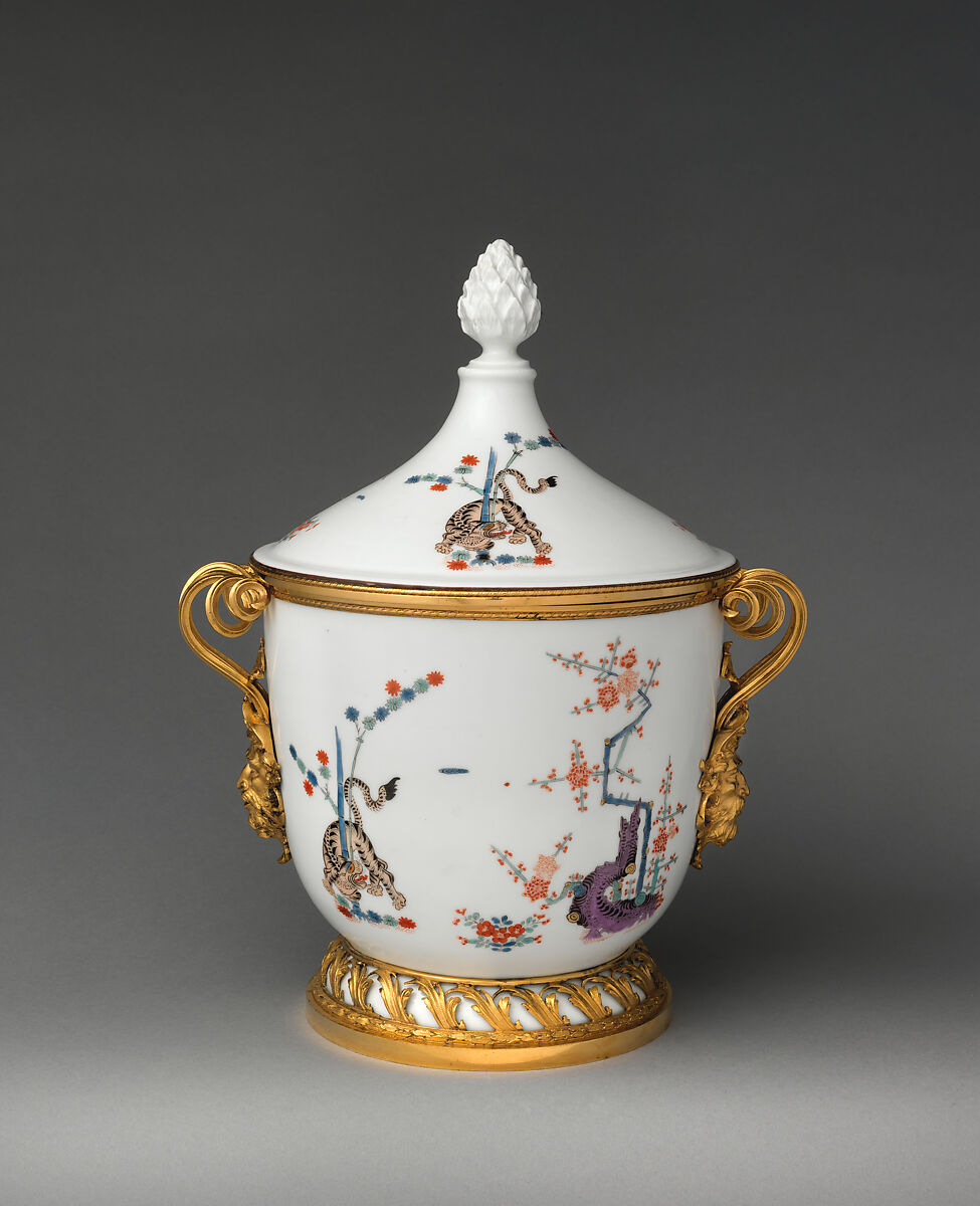Ice cream pail (one of a pair), Meissen Manufactory (German, 1710–present), Hard-paste porcelain, gilt bronze, German, Meissen with Italian, Rome mounts