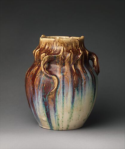 Vase with tendrils
