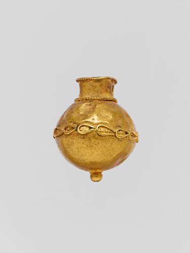 Pendant in the form of a vase