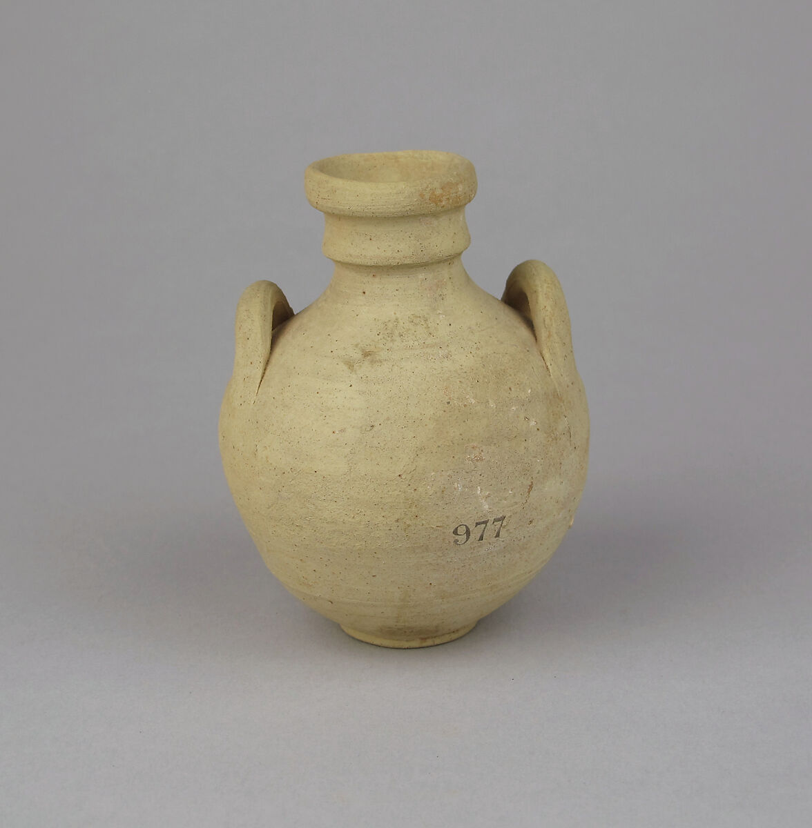 Vase, miniature, Terracotta, Cypriot 