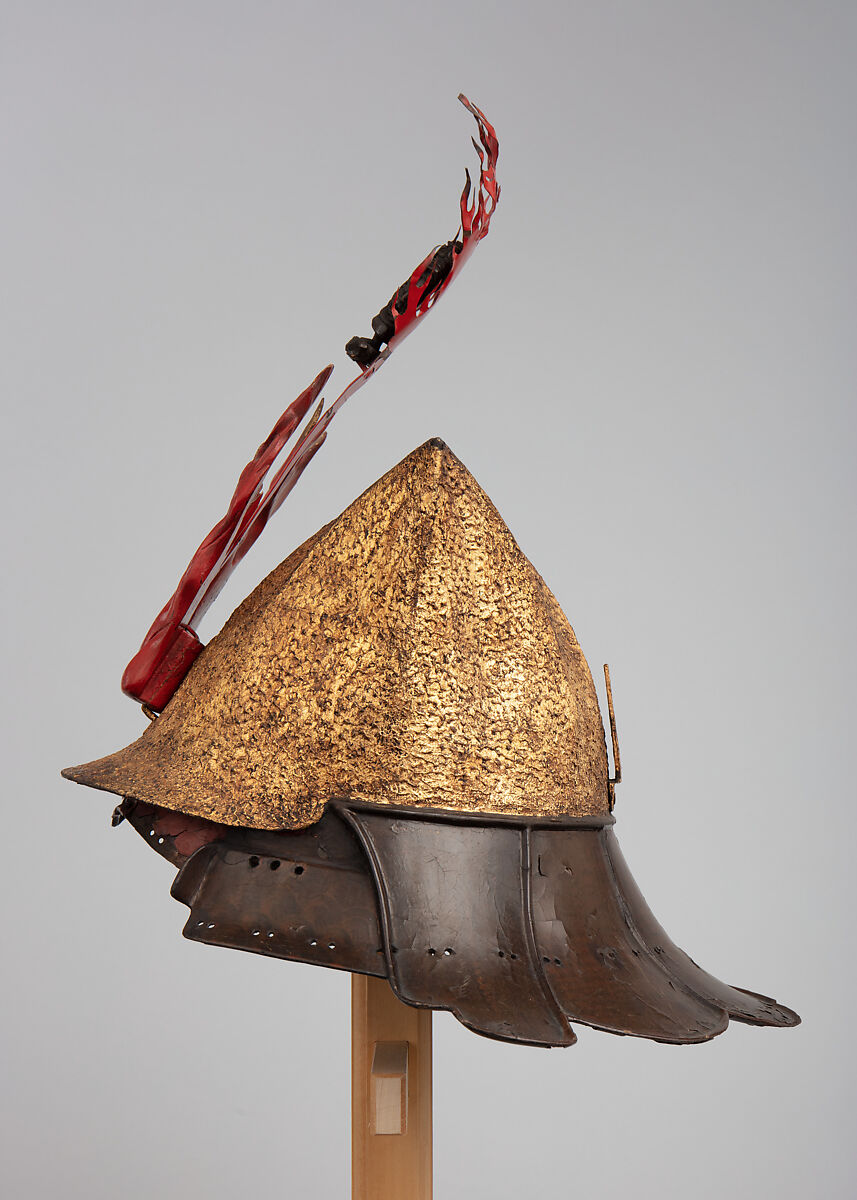 Helmet (<i>Zukinnari Kabuto</i>), Iron, lacquer, Japanese